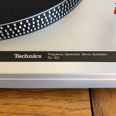 Technics SL-B2 Turntable image 4