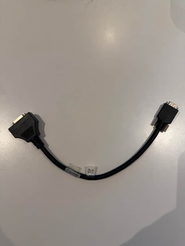 Avid Digidesign 918057105-00 Rev F Adaptor 1/2 image 1