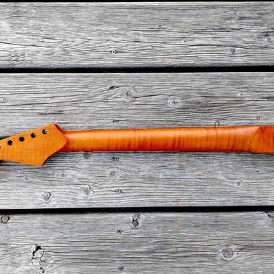 Stratocaster  neck, flamed roasted maple image 4
