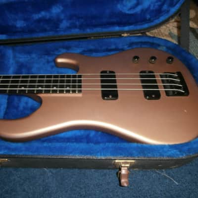 Vintage 1987 Gibson IV Electric Bass Guitar w/ Original Case! Rare Model! image 2