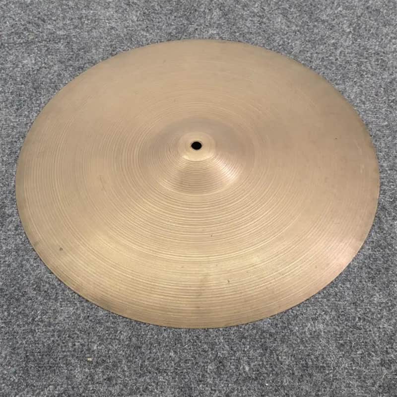 Used Vintage Zildjian Crash Cymbal 18" 1464 grams - Good image 1