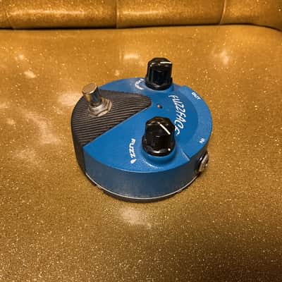 Dunlop FFM3 Jimi Hendrix Signature Fuzz Face Mini 2014 - Present - Light Blue used image 2