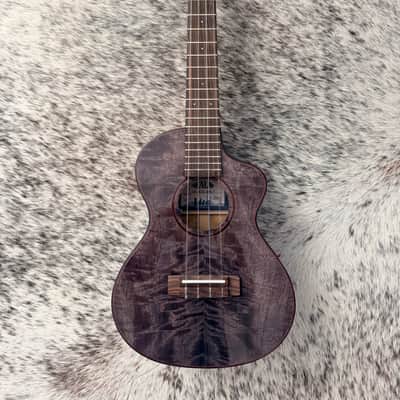 Kala Metropolitan Deluxe Mango Tenor Ukulele - Black Night 2026 - Gloss image 3