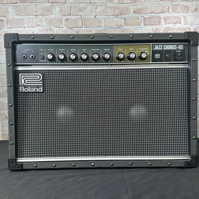 Roland JC-40 Jazz Chorus 40-watt 2 x 10-inch Combo Amplifier - Black image 1