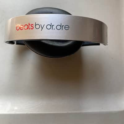 Beats by Dre Studio Monster Wireless Headphones image 7