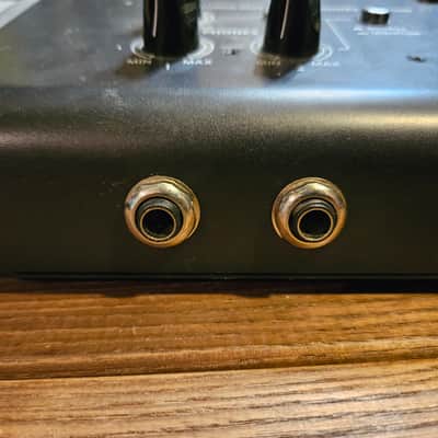 Behringer Xenyx CONTROL2USB Studio Monitor Controller 2012 - Present - Black image 5