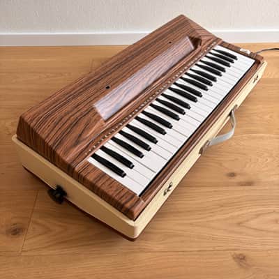 Mysterious Italian Cased Electric Reed Organ (Italy, 1960s)! Probably Orla! Read the ad! image 9