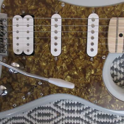 ~Cashified~ Kramer Strat-Style Pewter Rock 'n' Roller: image 3