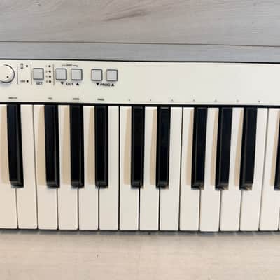 IK Multimedia iRig Keys Pro 37-Key MIDI Keyboard Controller – No Cables 2013–2015 image 3
