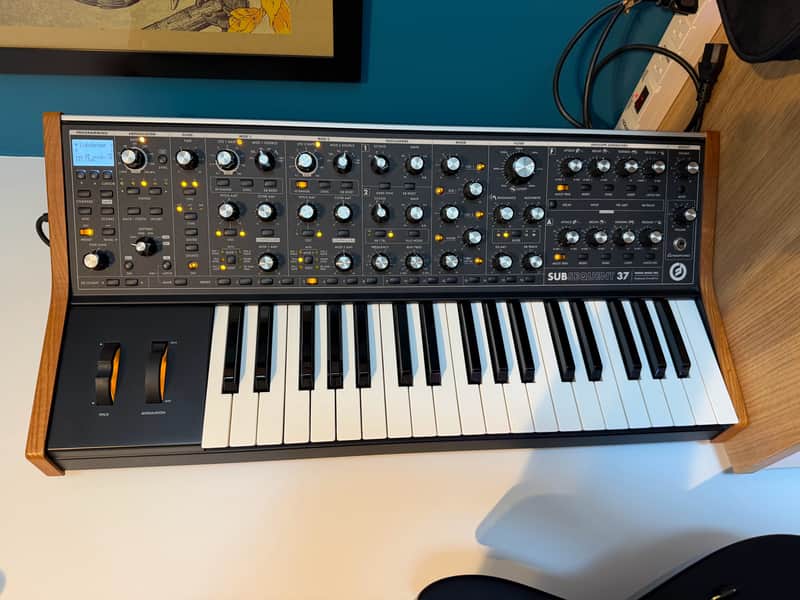 Moog Subsequent 37 Analog Synth 2017 - Present - Black image 1