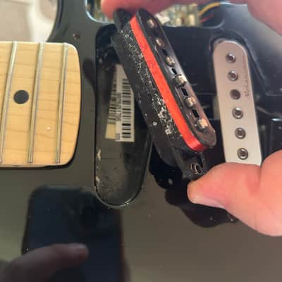 Fender Eric Clapton Artist Series Stratocaster with Vintage Noiseless Pickups 2000 Black image 17