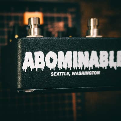 Abominable Electronics Throne Torcher 2026 - Black image 2
