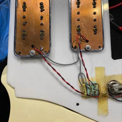 Rickenbacker 481 White 1975 image 13
