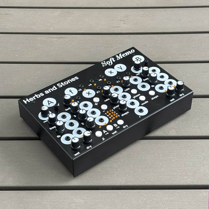 Herbs and Stones Soft Memo Stereo Hybrid Multi-Effect Processor image 1