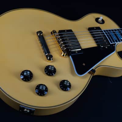 Gibson 1968 Gibson Les Paul Custom VOS Guitarpoint Special Order - Heavy Antique White image 8