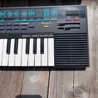 Yamaha VSS-30 Voice Sampler 1987 - Black image 3