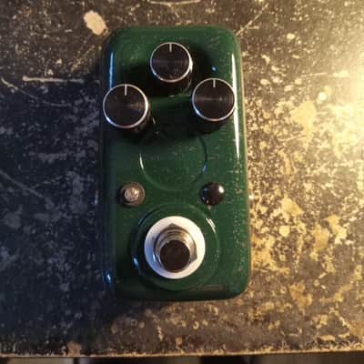 Dongeomac BC108 Fuzz Face with Bias control in Green with Silver Splatter image 1