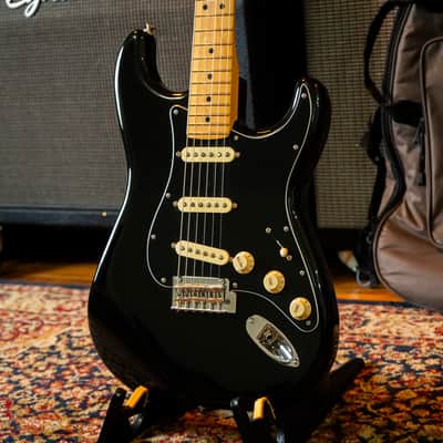 Fender FSR Special Edition Player Stratocaster with Maple Fretboard 2019 - 2024 - Black image 3