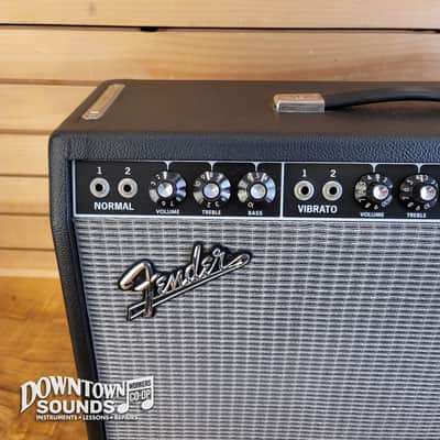 2013 Fender '65 Deluxe Reverb Reissue Combo Amplifier with Fender Two-Button Footswitch image 3