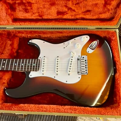 2004 Fender American Deluxe Stratocaster w/ Lindy Fralin Woodstock ‘69 image 3