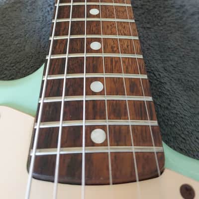 Squier Tom DeLonge Stratocaster 2001 - 2003 - Green image 5