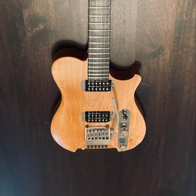 Rocca 1 Headless Guitar -  Special Edition with Tremolo image 2