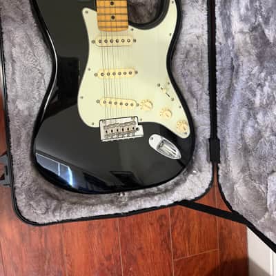 Fender American Pro II Stratocaster MN BLK 75th anniversary contour body 2021 - Black Bild 3