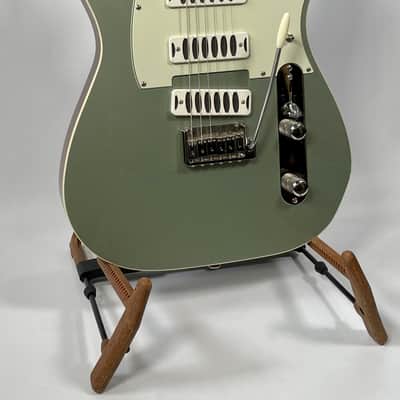 Ronin Betty Custom 2019 Caddy Green/Natural Relic, 'Recent Ronin Setup' (Authorized Dealer) image 2