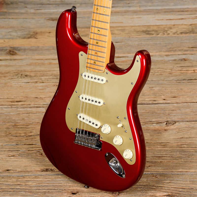 Fender American Deluxe Stratocaster 2011 - 2016 | Reverb Canada