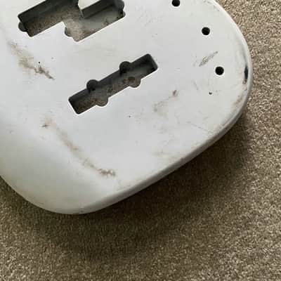 White 4 String Electric Bass Basswood Body image 3