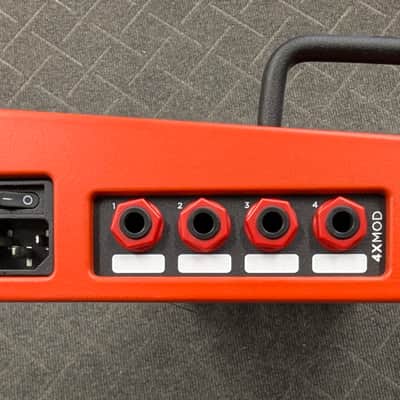 Temple Audio DUO 34 Pedalboard (Temple Red) with accessories. image 4