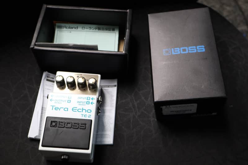 Boss TE-2 Tera Echo