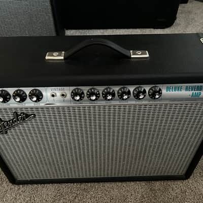 Fender '68 Custom Deluxe Reverb 2-Channel 22-Watt 1x12" Guitar Combo 2013 - Present - Black image 9