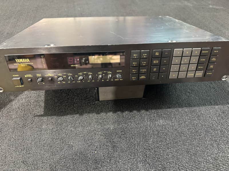 Yamaha REV 7 Digital Reverberator