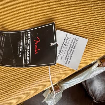 STEVIE RAY VAUGHAN SIGNATURE CUSTOM SHOP STRATOCASTER® RELIC® WITH CLOSET CLASSIC HARDWARE image 16