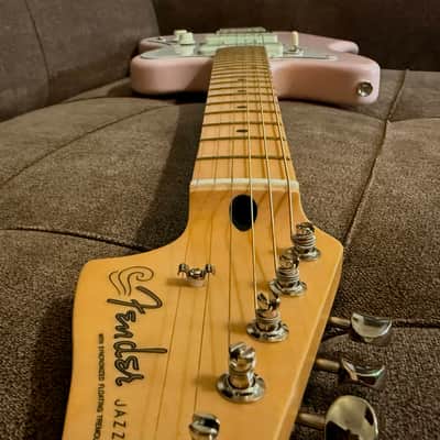 Fender MIJ Junior Collection Jazzmaster with Fender Gigbag - 2025 Model in Satin Shell Pink image 20