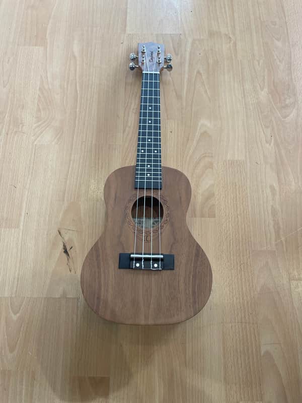 UKULELE TIARE CONCERT BLACK WALNUT image 1