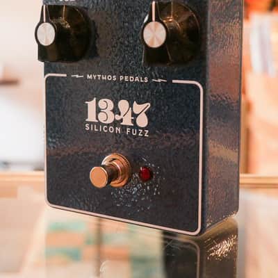 Mythos 1347 silicon fuzz image 1