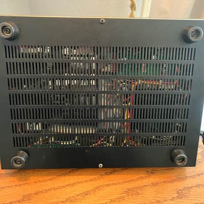 McIntosh MC754 100-Watt Stereo Solid State Power Amplifier 1988 - 1992 - Black image 9