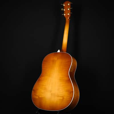 Taylor 217e Plus Special Edition Honeyburst w/ Torrefied Spruce Top & Big Leaf Maple Back and Sides Acoustic/ Electric- Honey Sunburst 2026 (2202066281) image 11