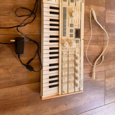 Korg microKORG-S 37-Key Synthesizer/Vocoder 2002 - 2019 - White image 7