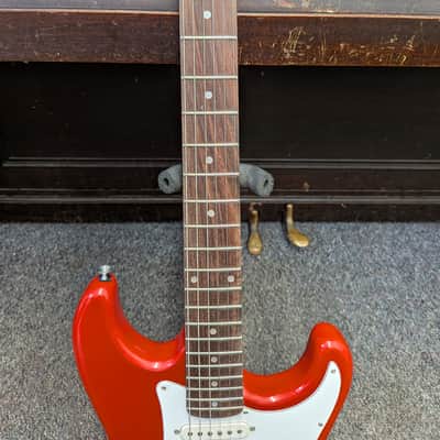 Vantage "Strat" - Red image 3