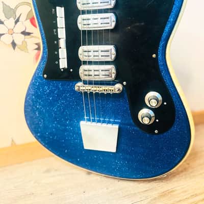 Crucianelli Supreme 40 1963 - Blue Sparkle & Pearloid image 9
