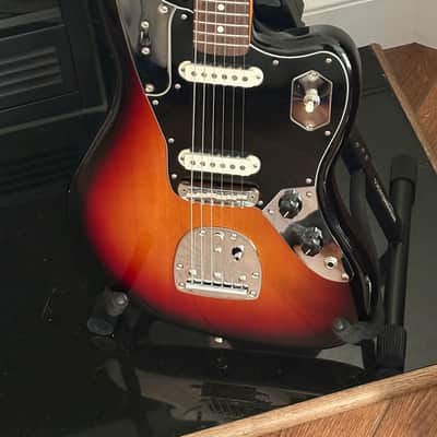 Fender American Professional Classic Jaguar 2025 - Present - 3-Color Sunburst image 2