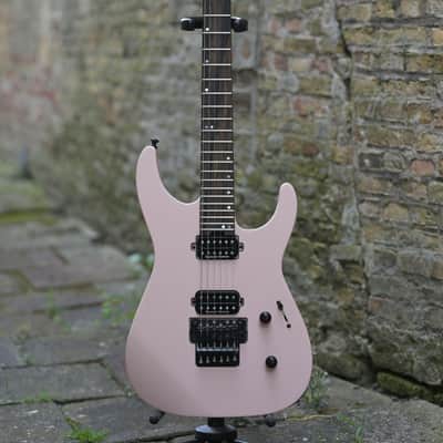Jackson American Series Virtuoso™, Streaked Ebony Fingerboard - Satin Shell Pink image 14