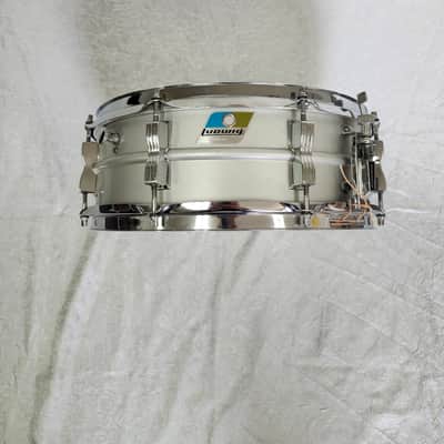 Ludwig No. 404 Acrolite 5x14" 8-Lug Aluminum Snare Drum with Pointed Blue/Olive Badge 1969 - 1979 - Matte Aluminum image 1