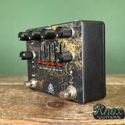 Lichtlaerm Audio Total Distortion Worship MkII 2024 - Present - Gold Graphic / Black Knobs