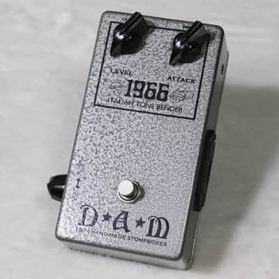 D.A.M. 1966 Tone Bender Replica (05/22) image 1