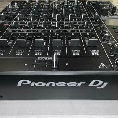 Pioneer DJM V10 image 1