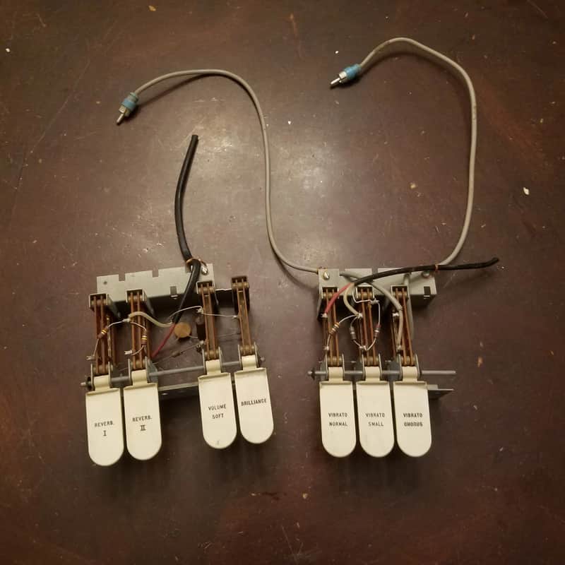 Hammond L-100 Series organ vibrato reverb, brilliance silent switches 1964-1965 image 1